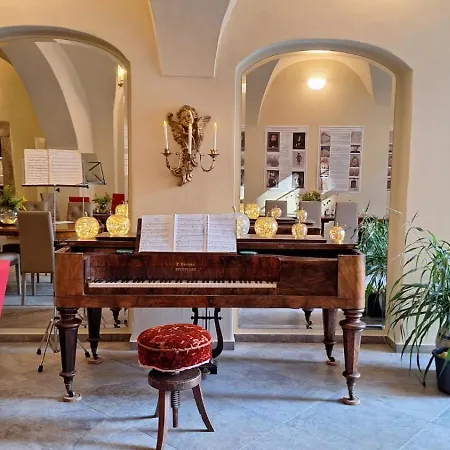 Апартаменты Stadtpalais Merkur-apartment Maximal 2 Personen *