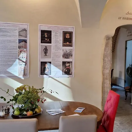 Stadtpalais Merkur-apartment Maximal 2 Personen شقة *