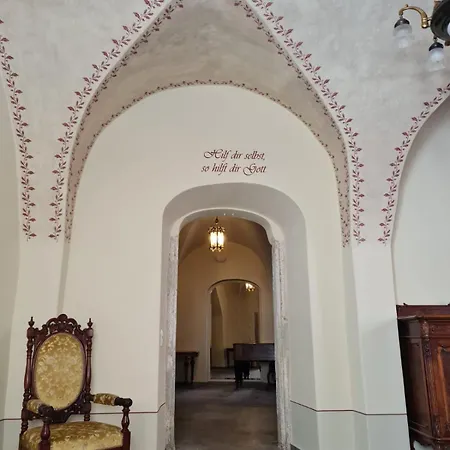 Апартаменты Stadtpalais Merkur-apartment Maximal 2 Personen Баутцен