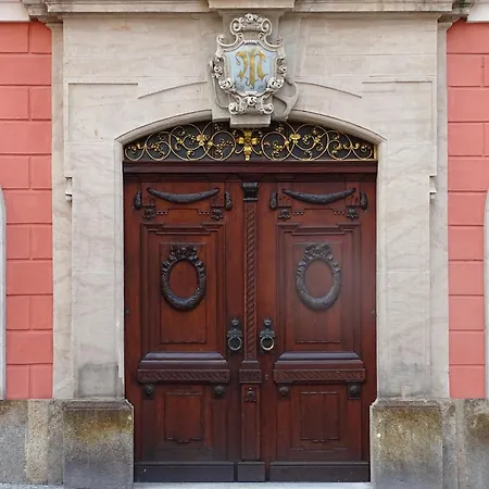 Stadtpalais Merkur-apartment Maximal 2 Personen شقة